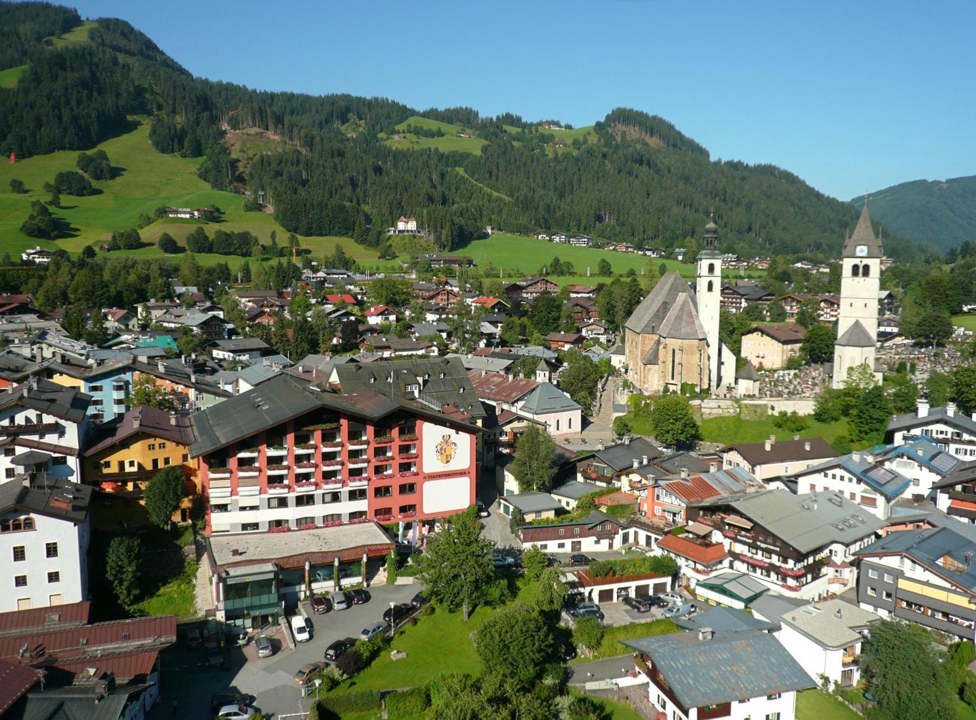 Hotel Tiefenbrunner Kitzbuhel Exterior photo