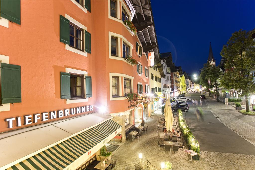 Hotel Tiefenbrunner Kitzbuhel Exterior photo